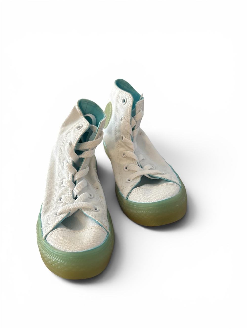 All star Converse size 1 young kids, unisex.